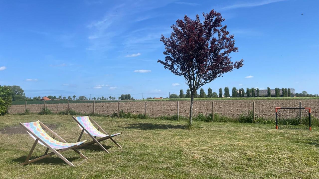 Landelijk Huisje Te Houtem Veurne Eksteriør bilde